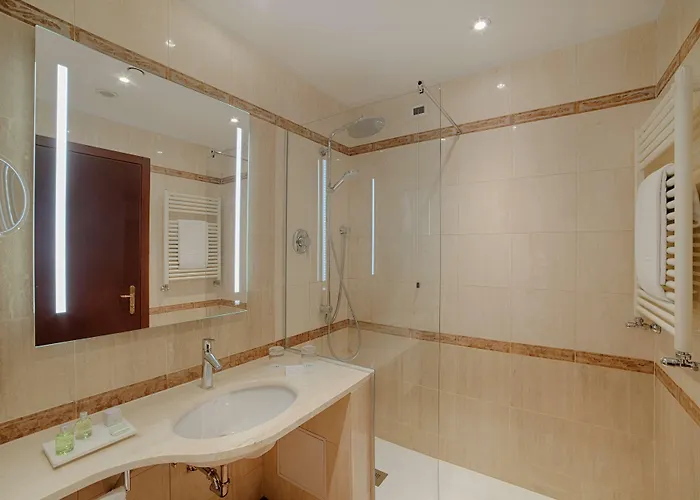 Nh Machiavelli 4*