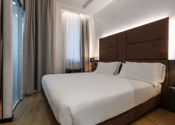 London Hotel 2*