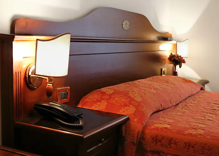Pavone Hotel 3*