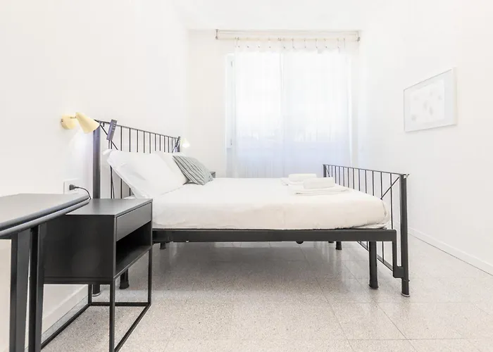 Casa Vespri A Сasa de vacaciones Milán