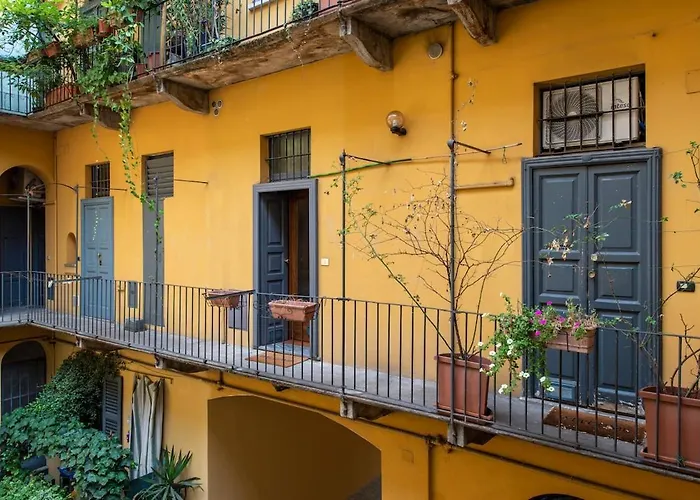 Quiet In The Heart Of The Navigli - B
