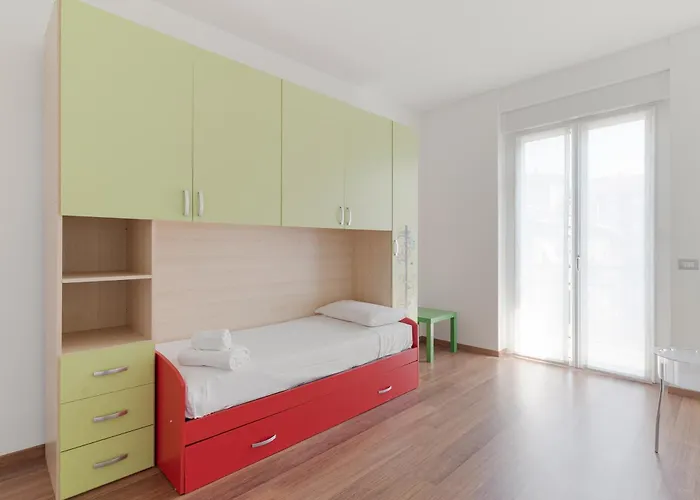 Guesthost - Gorla Modern Milaan