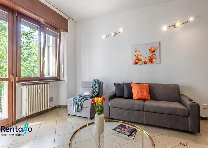 Appartamento Station Skyline Suite, 300 Meters From The Station