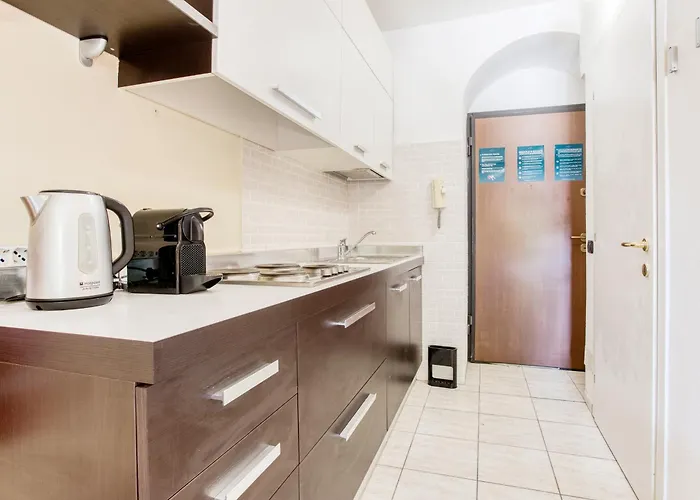 Easylife - - Montenero 29 F - Porta Romana *