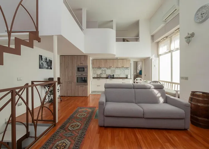 I-host - Nino Bixio 29 * מילאנו