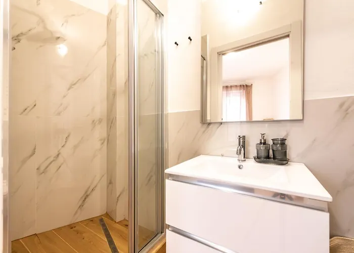 Apartman Navigli 2-bedroom And Sofa Bed