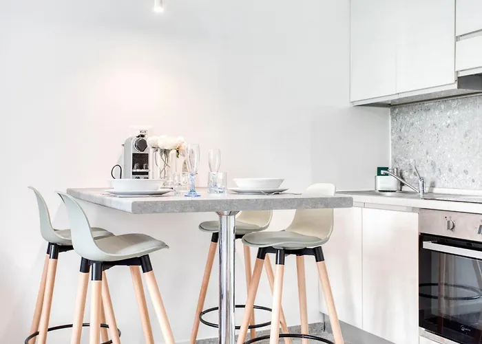Easylife - - Soperga 44 Pt - Milaan