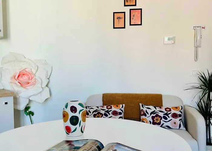 Vanilla Rosemary House Апартаменты