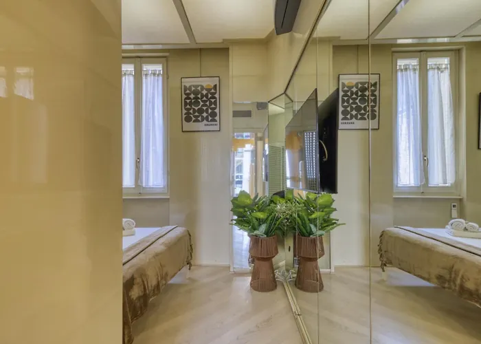 Daire Cerva - Cozy 1 Bedroom With Balcony In San Babila By Rentopolis Milano