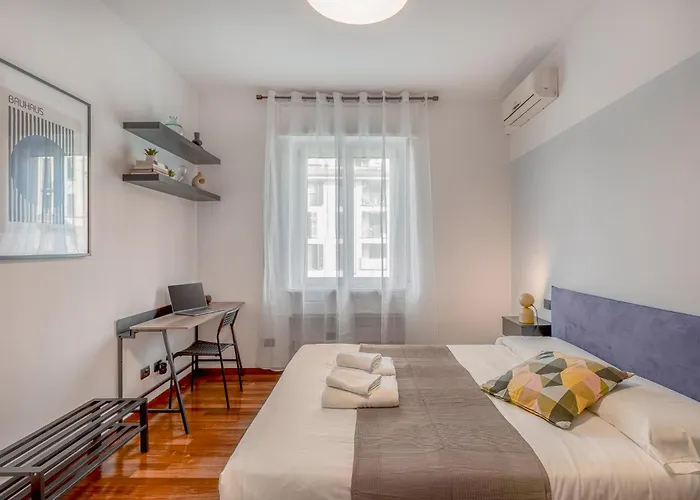 아파트 Spacious Design Flat At Navigli At 15 Min From Duomo