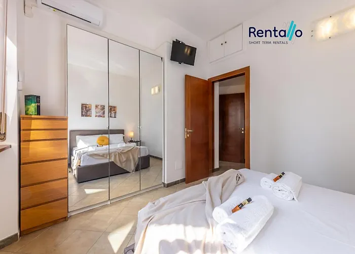 Appartamento Station Skyline Suite, 300 Meters From The Station *