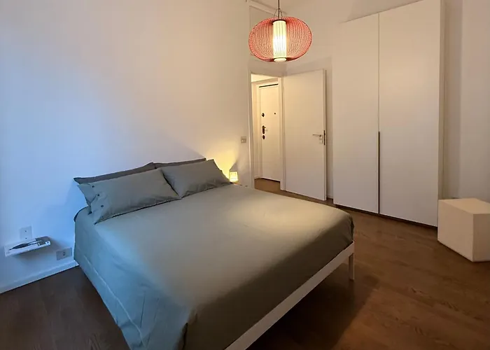 Apartment Lesones Mailand