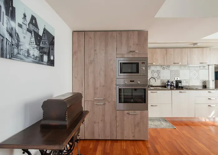 I-host - Nino Bixio 29 דירה *