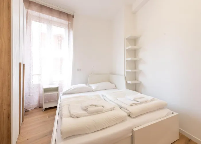 Navigli 2-bedroom And Sofa Bed *