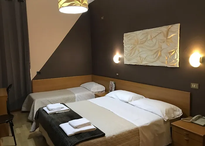 Bogart Hotel 2*