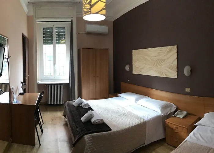 Bogart Hotel 2*