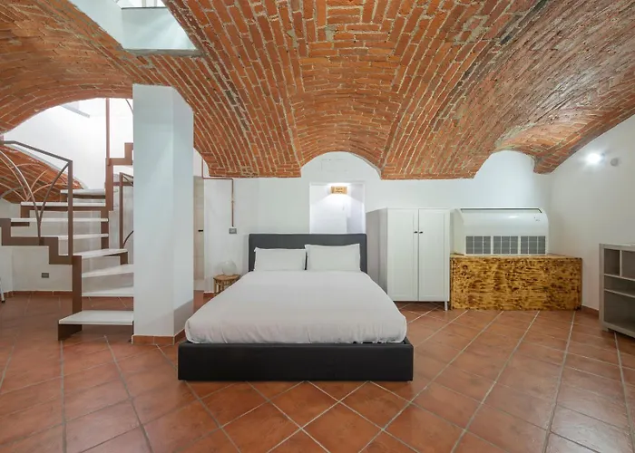 I-host - Nino Bixio 29