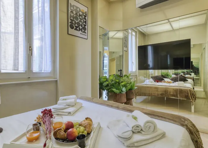 Cerva - Cozy 1 Bedroom With Balcony In San Babila By Rentopolis * Milano