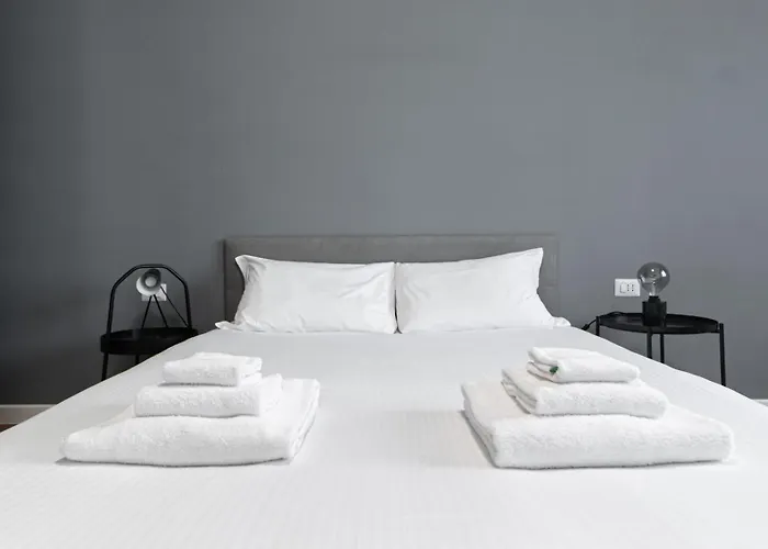 Lejlighed Italianway Comfort - Raffaello Sanzio 33 *