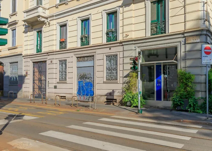 I-host - Nino Bixio 29