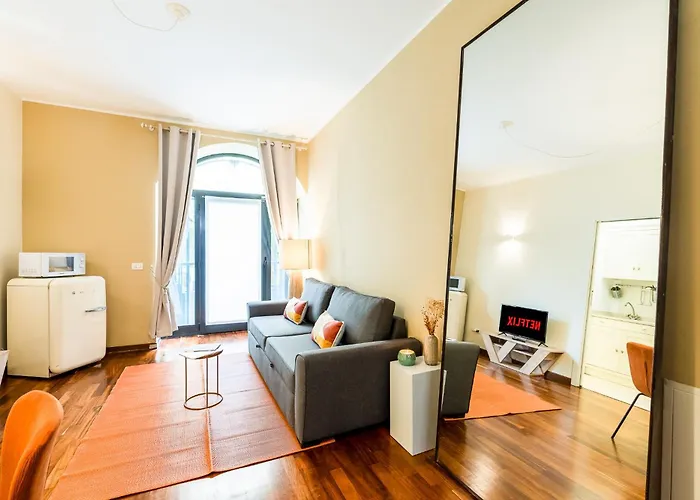 Exclusive Loft With Private Garden In Center At Navigli - 10min To Duomo Apartamento Milán