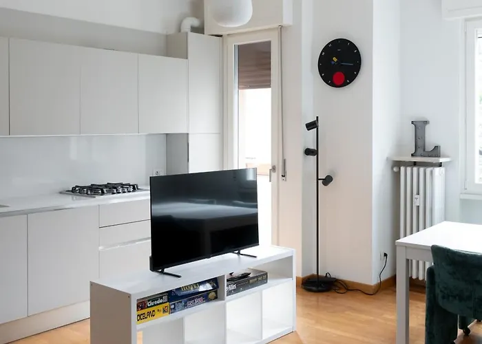 Апартаменты Cozy Two Bedrooms Fiera - Mirable Pm Милан