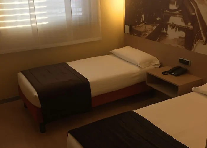 Отель La Spezia 4*