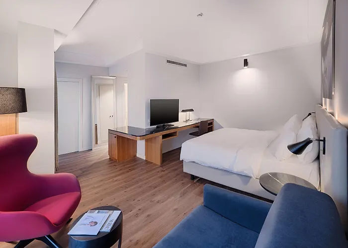 Radisson Blu Ξενοδοχείο 4*