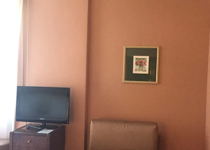 布里斯托酒店 酒店