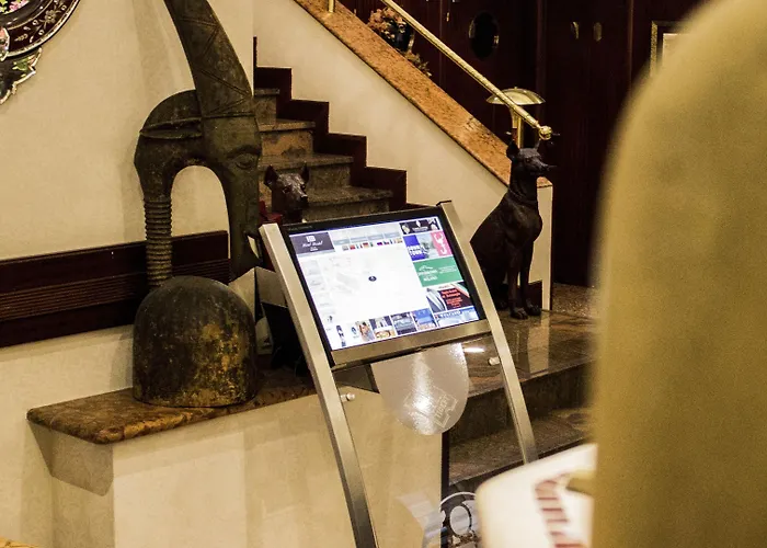 布里斯托酒店 4* 米兰