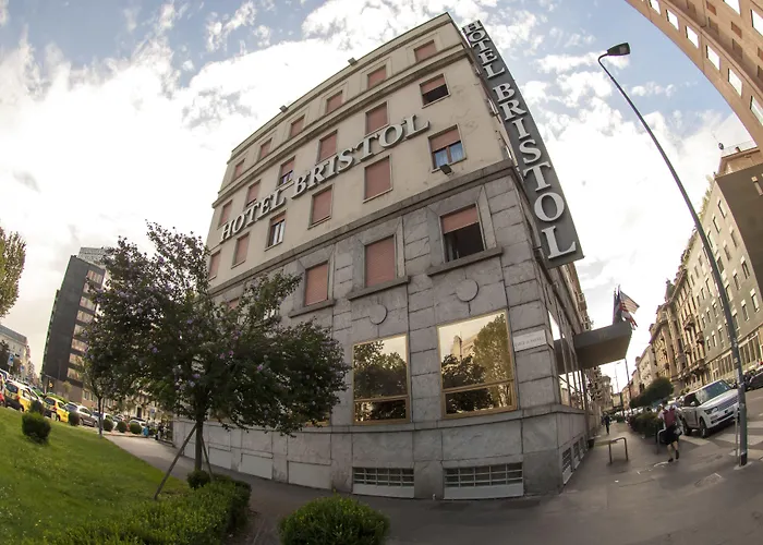 布里斯托酒店 4*