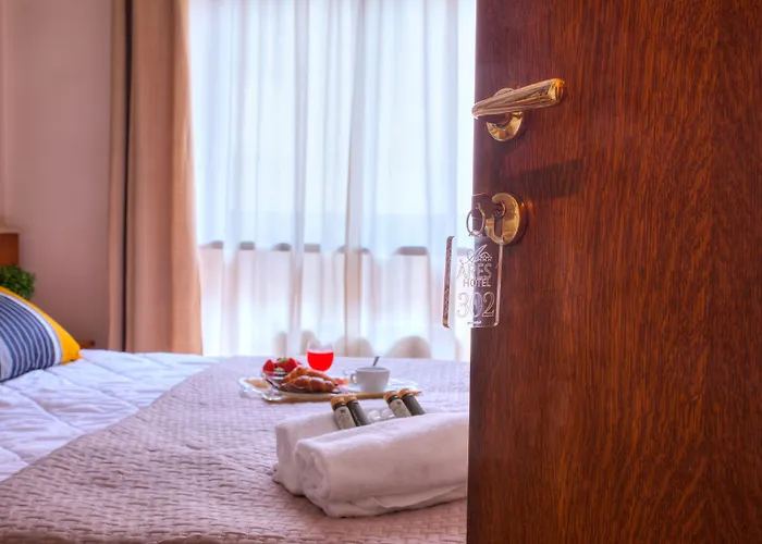 Ares Hotel 3*