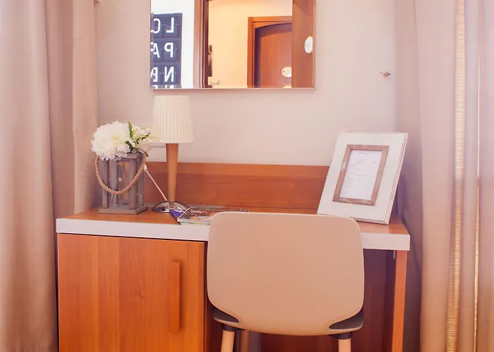 Ares Hotel