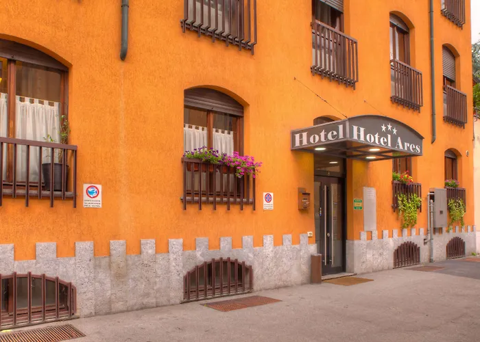 Hotel Ares 3*