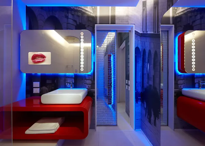 Otel Townhouse 33 Boutique 4*