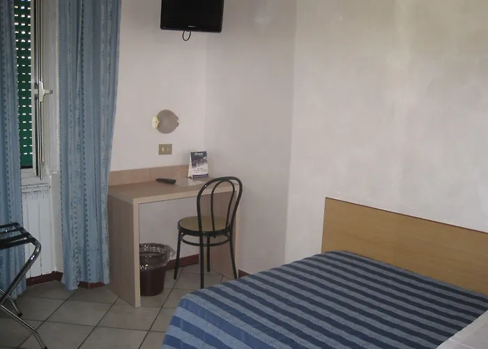 贝尔希特酒店 酒店 2*