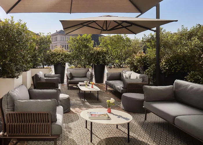호텔 Avani Palazzo Moscova 4*