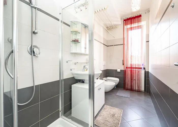 Isabel House * 밀라노