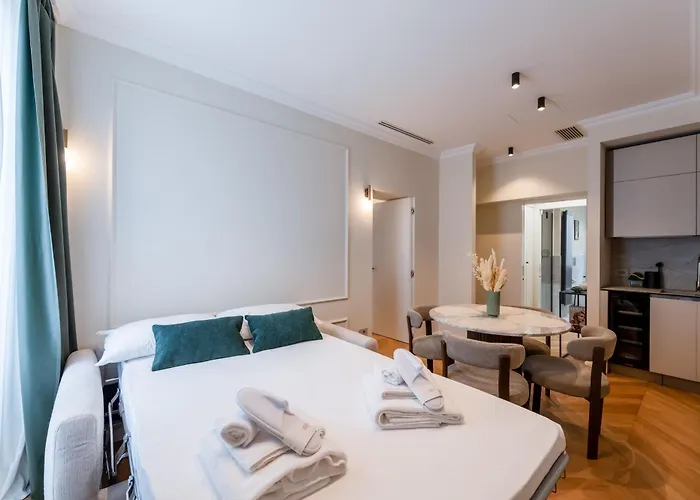 Luxury37 - Porta Venezia * ミラノ