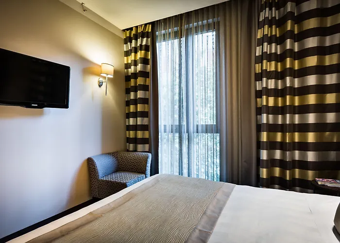 ホテル アップタウン　パレス ミラノ