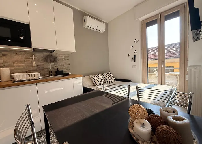 Milanholidays בית הארחה