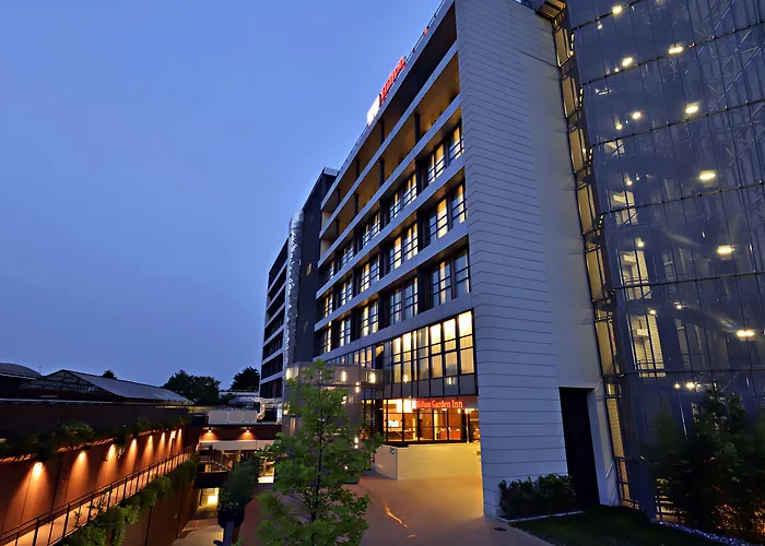 Hilton Garden North Отель