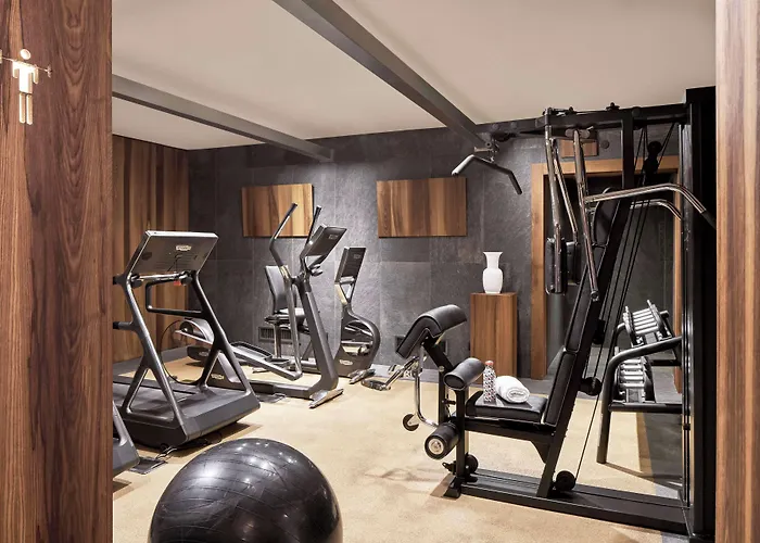 Hyatt Centric 4*