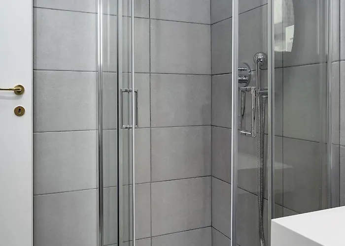 Classbnb - Stylish In The Moscova Area, 250 M From Metro Line M2 アパート *