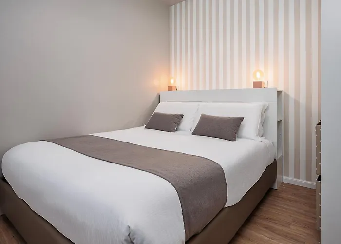 Classbnb - Stylish In The Moscova Area, 250 M From Metro Line M2 アパート