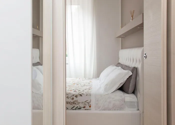 Bibi Pied-a-terre Vetra - Two *