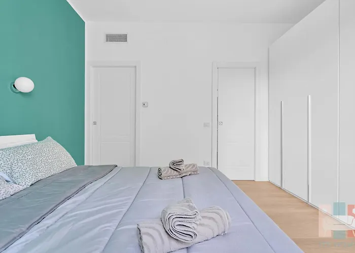 Gua13 - Loreto - Large - * Milão