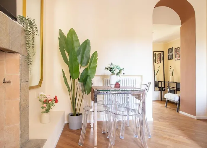 Apartment Elegant Near The Subway, Fast Wi-fi And Ac