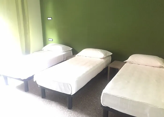 Mrhostel بيت شباب ميلان