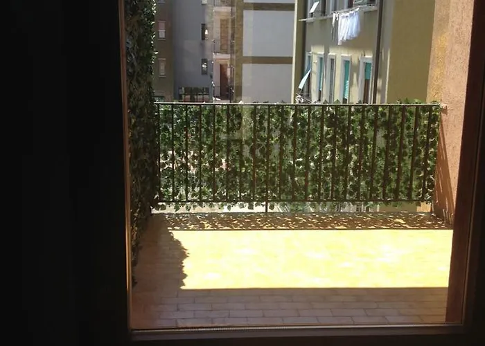 بيت شباب Mrhostel